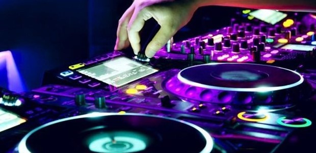 Μία ακόμη σύλληψη για δυνατή μουσική 